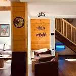 Villa Mischa