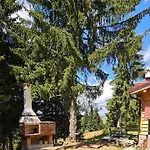 Villa Mischa *