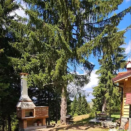 Villa Mischa *