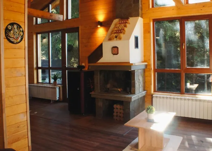 Mischa Villa Grashtitsa